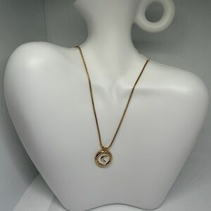 Stainless steel Elegant Gold Pendant Necklace